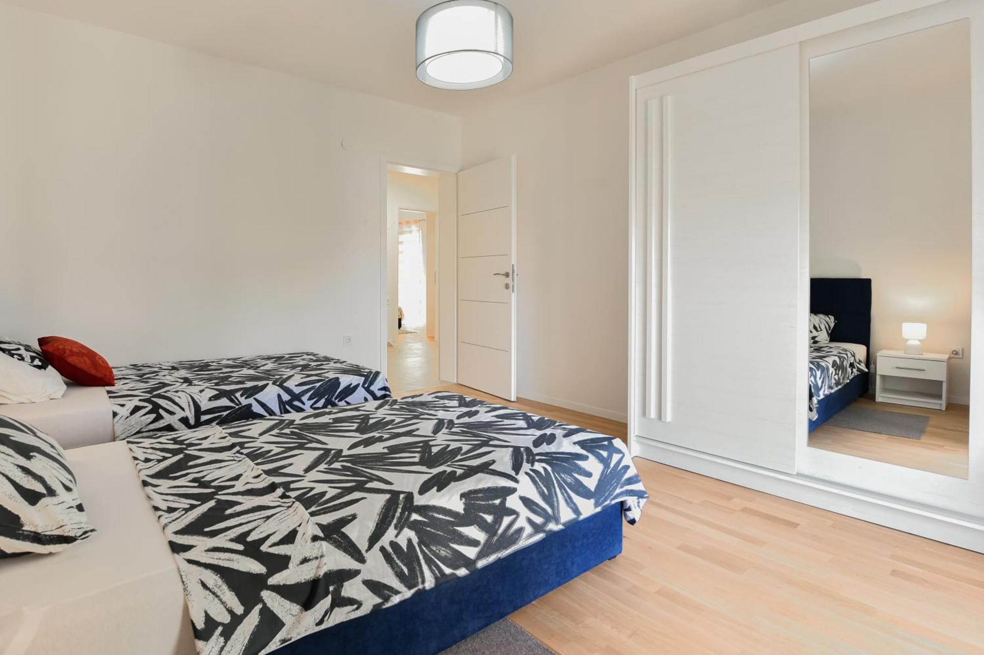 New Luxury 3 Bedroom 4 Air Conditioners Zadar Exterior photo